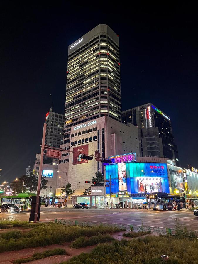 24 Guesthouse Dongdaemun Market Seul Esterno foto